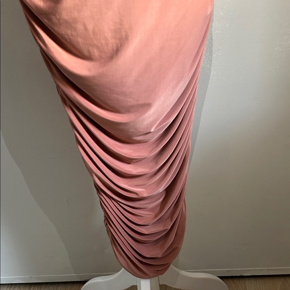 Missguided Maternity One-Shoulder Ruched Special Occasion Semi-Formal Midi Dress - Picture 7 of 11